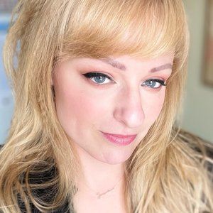 Meet your Posher, Jacqueline